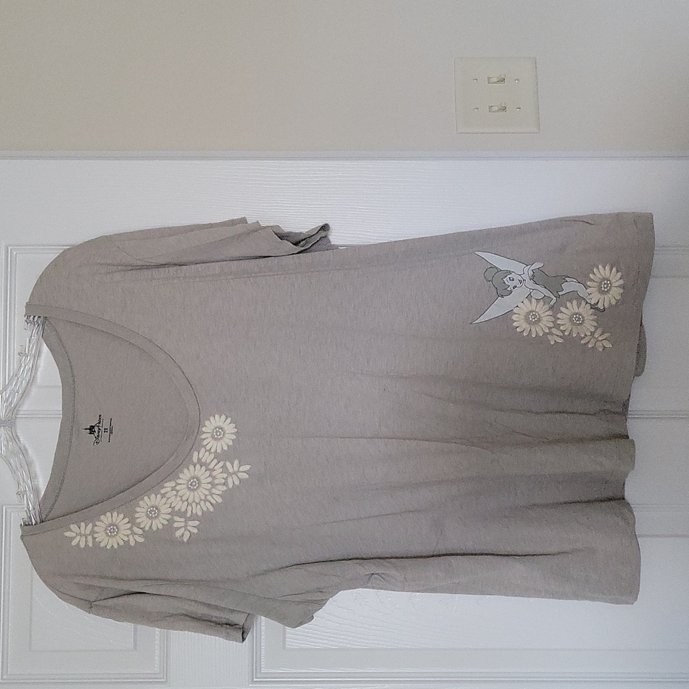 2x Tinkerbell V-neck Tee